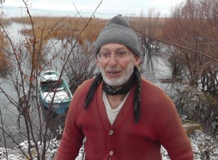 70'lik balıkçının azmine bakın!