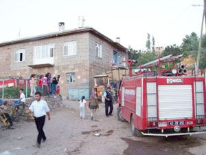 Seydişehir'de samanlıkta çıkan yangın korkuttu