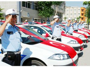 Konya Emniyet Müdürlüğü’ne 20 yeni otomobil