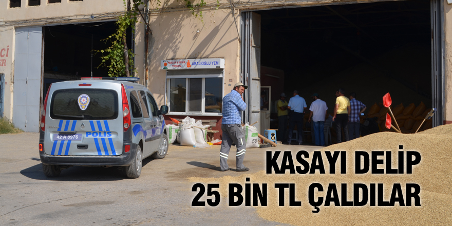 Kasayı delip 25 bin TL çaldılar