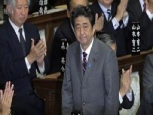 Abe, Japonya'nın yeni başbakanı