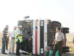 İşçi servisleri kaza yaptı