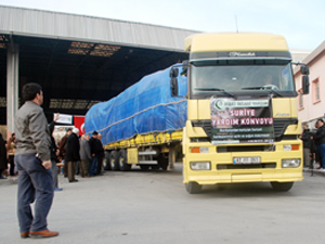 Ribat Suriye'ye 7 TIR yardım gönderdi