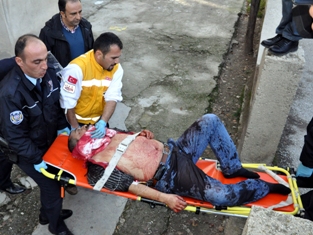 Konya'da bir kişi bıçakla ağır yaralandı