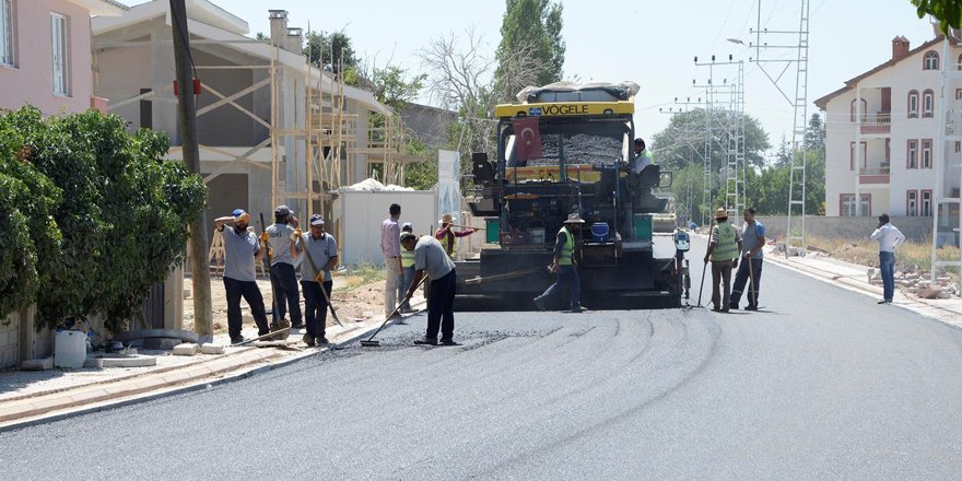 Meram’da yol genişletme çalışması