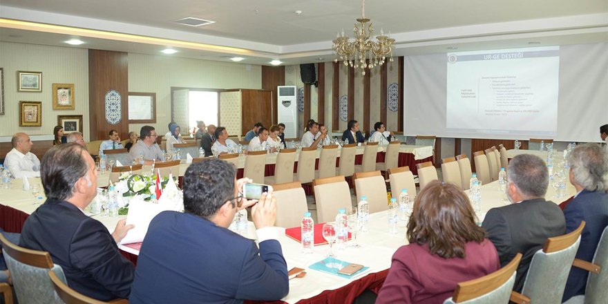 Selçuk’ta tıbbi cihaz üretimi ele alındı