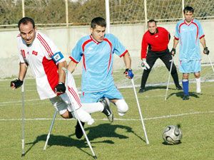 Ampute lige kavuşuyor