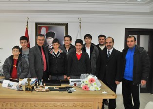 Başarılı sporculardan Başkan Oğul'a ziyaret