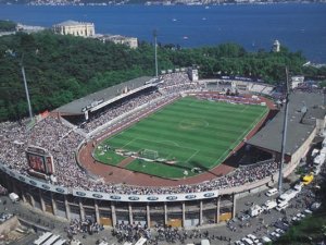 İnönü'ye 'Rihanna' ile veda hazırlıkları