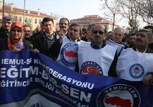 Devlet inançlarla kavga etmemeli
