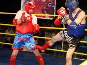 Muay Thai'de kurs  başlıyor