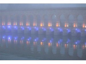 Beyşehir'e sis çöktü