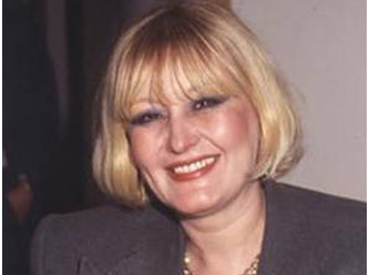 Şarkıcı Şenay Yüzbaşıoğlu, hayatını kaybetti