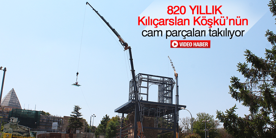 Kılıçarslan Köşkü’nün cam parçaları takılıyor