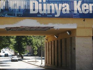 Makyajın ömrü kısa sürdü
