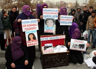 Silahlı, ceset torbalı çeyiz sandığı!