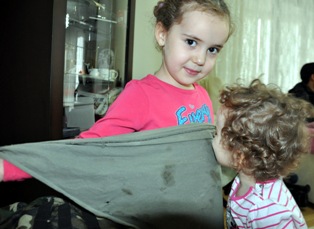 'Anne, babamı koklayalım mı'
