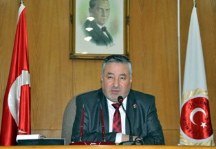 Meclis 2013'e idialı başladı