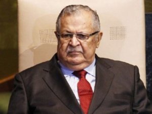 Celal Talabani ayağa kalkıp konuştu