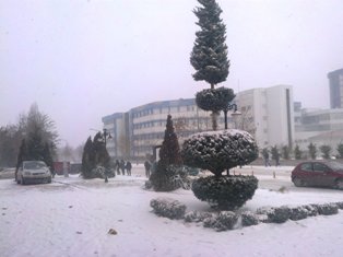 Kar Bosna'dan giriş yaptı