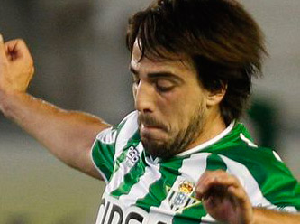 Fenerbahçe transfer rotasını Benat'a çevirdi