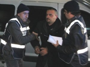 Karısını öldü diye bırakmış