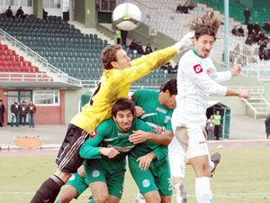 Şekerspor’da transfer sürüyor