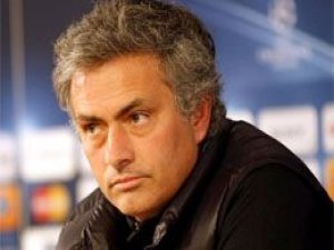 Mourinho giderse kim gelecek?