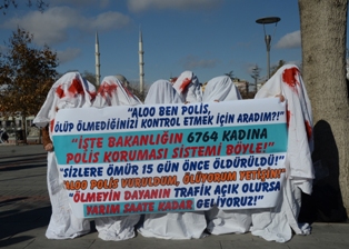 Şefkat-Der'den ''kanlı kefenli'' eylem