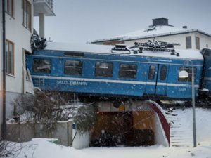 İsveç'te ilginç tren hırsızlığı ve kazsı