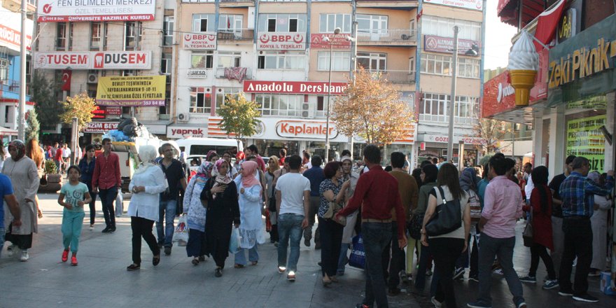 Öğrenciler şehri hareketlendirdi