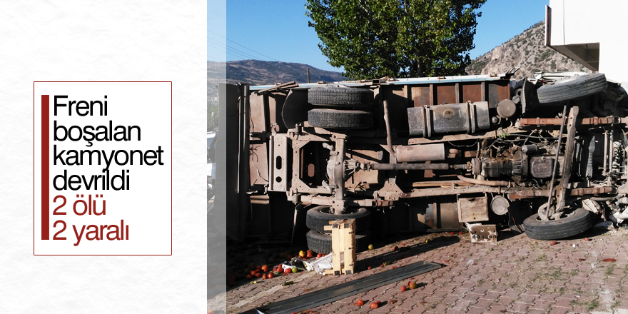 Konya'da freni boşalan kamyonet devrildi: 2 ölü, 2 yaralı