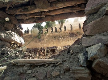 PKK'lılar yaralanan askerin arkasından böyle seslendi