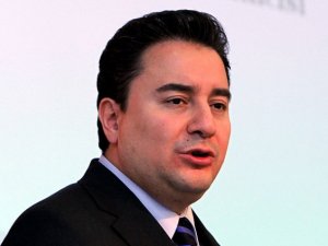 Babacan yarın Davos'a gidecek