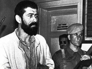 Ülkücü Cengiz Ayhan din değiştirdi