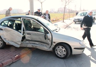 Ölümden direk kurtardı