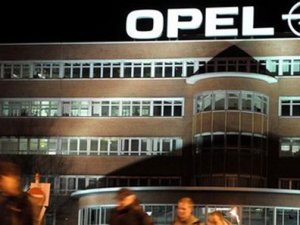 Opel çalışanlarını 'erken işsizlik' korkusu sardı