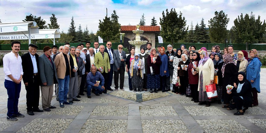 Yaşlılarımızın her zaman yanındayız