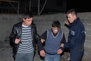 Çocuk hırsızlar işbaşında