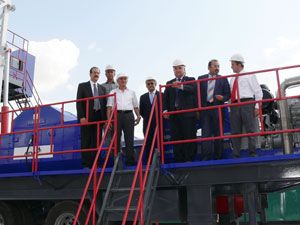 Petromak ikinci petrol sondaj platformunu teslim etti