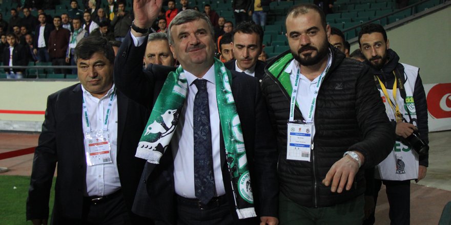 Atiker Konyaspor Başkan Akyürek’i kutladı