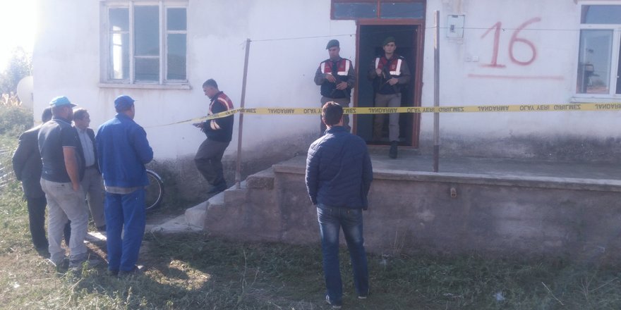Akşehir'de şüpheli ölüm