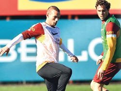 Sneijder'den derbi resti