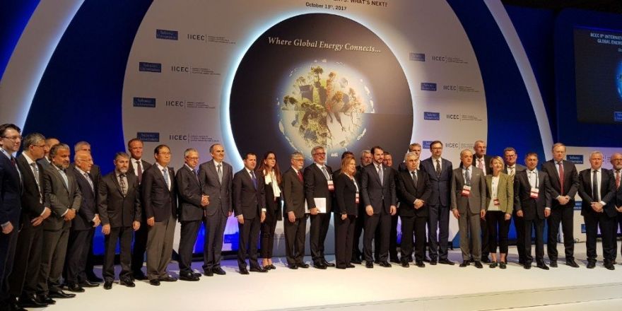 Milletvekili Altunyaldız, 8. Uluslararası Enerji ve İklim Forumuna katıldı