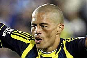 Alex'ten yarı final tweeti!