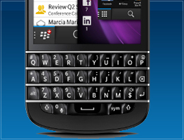 İşte klavyeli BlackBerry Q10