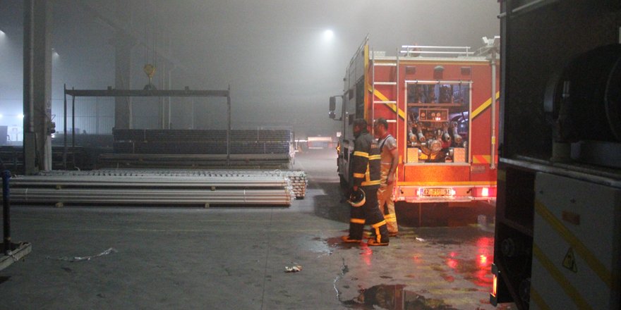 Alüminyum fabrikasında yangın:2 yaralı