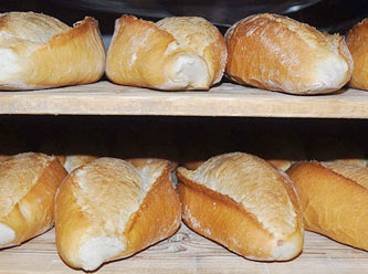 Beyaz ekmek mi, tam buğday ekmeği mi?