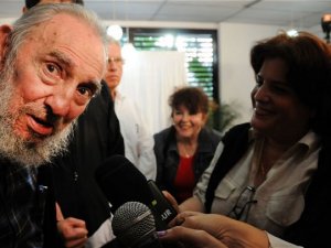 Fidel Castro 86 yaşında Küba'da sandık başına gitti