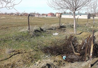 Hırsızlar demirleri çalmaya kalkıştı